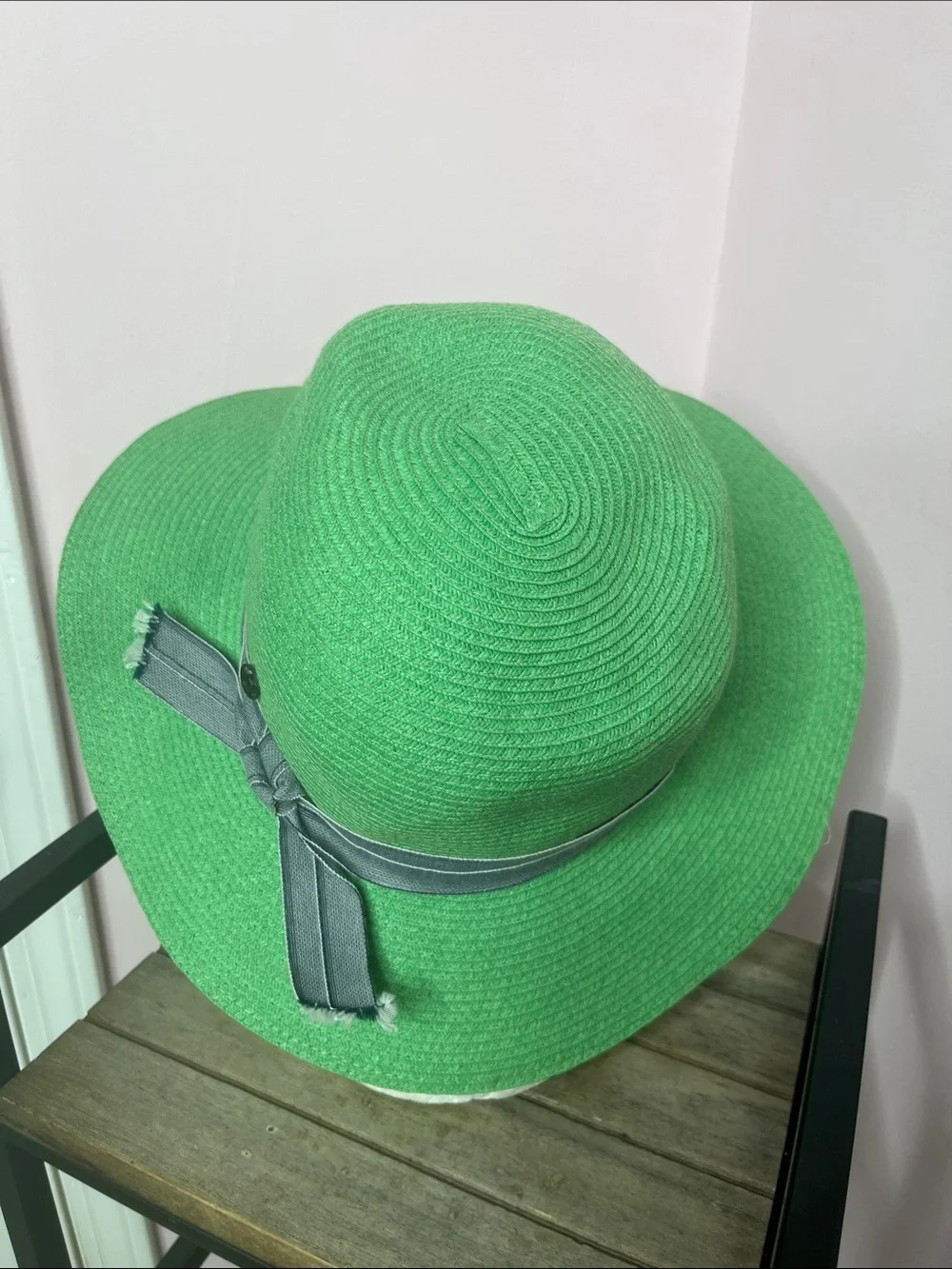 Chaos Green Sun Hat with Denim Blue Band